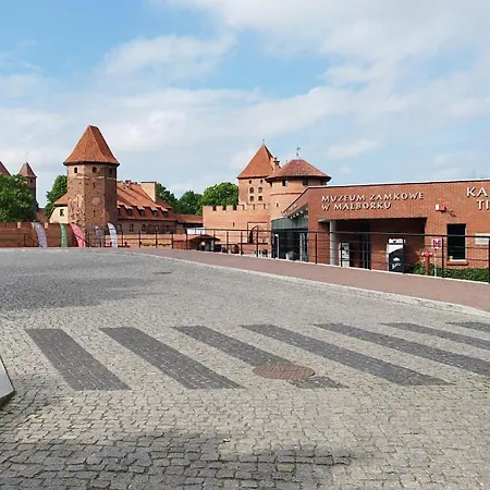 Zamek I Rzeka- W Malborku *