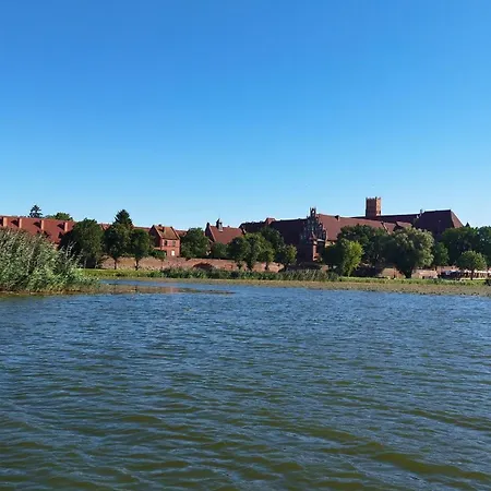 Zamek I Rzeka- W Malborku *